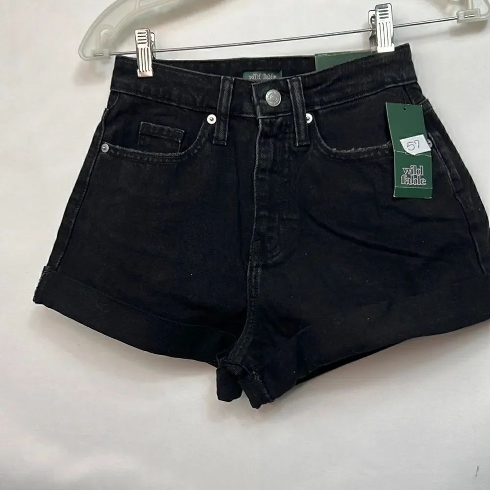 Wild Fable Highest Rise Mom shorts size 00(24) Black NWT